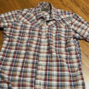 Wrangler Men's‎ Plaid Casual Button Down Shirt - Red and Blue